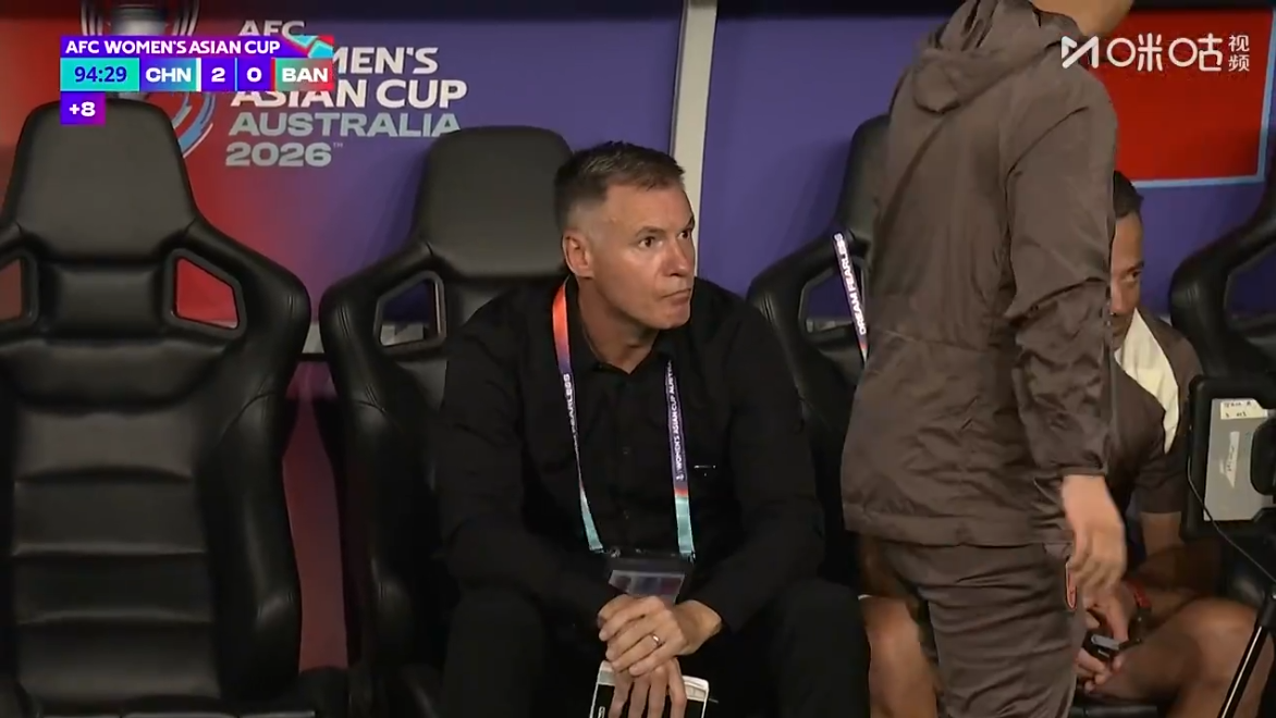 开云体育入口-身高1米7碾压1米5!中国女足2-0亚洲杯鱼腩,记者:踢的是啥?