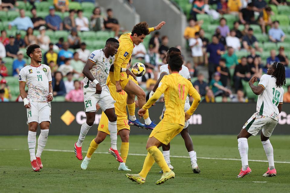 开云在线开户平台-邵佳一首败！媒体人热议：FIFA系列赛没白来，国足挂上前进档
